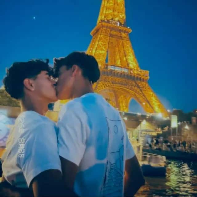 Imagem do grupo de WhatsApp ׄ❄︎ ꯭ɪᴄᴇ ᴘʀɪꜱᴍ𐦯 - categoria Amizade